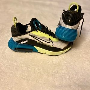 Nike Air Max 2090 Blue Volt